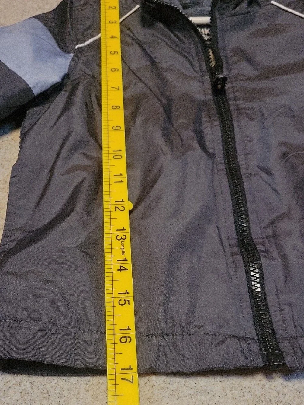 OshKosh B'gosh Black and Gray Kids Hooded Lined Rain Jacket Windbreaker Size 4T